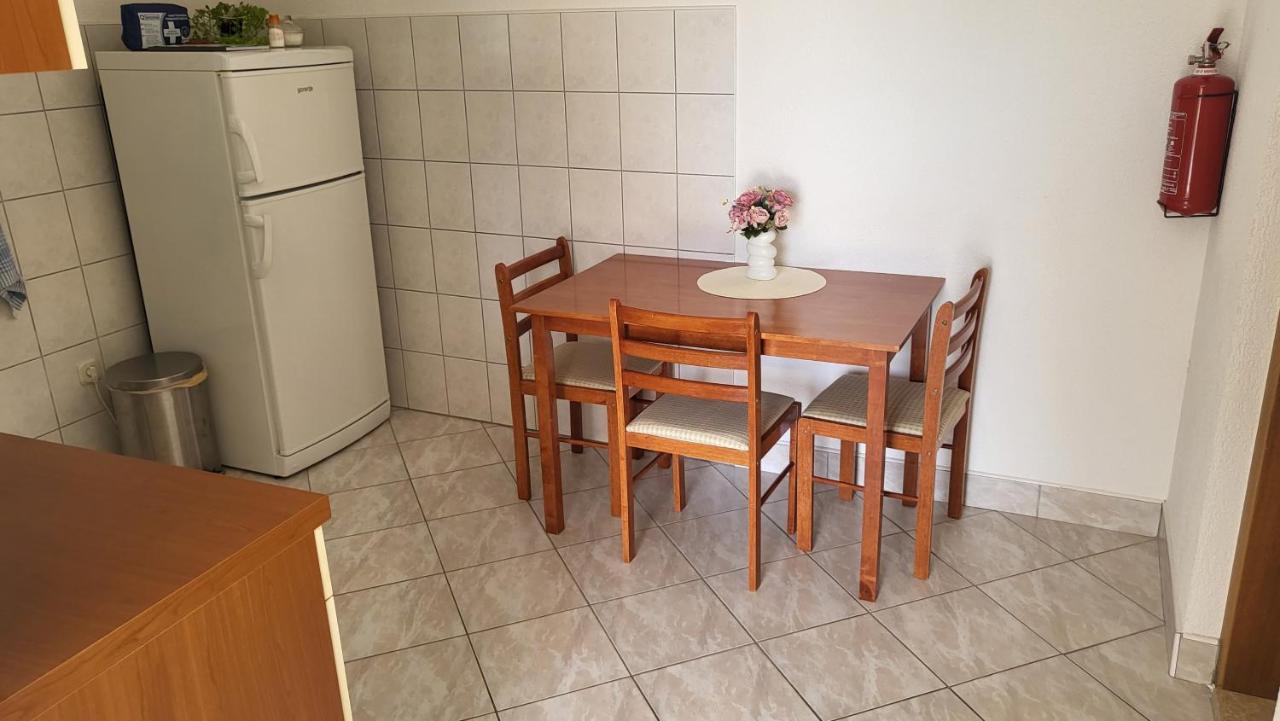 Apartments Alma Orebić Εξωτερικό φωτογραφία